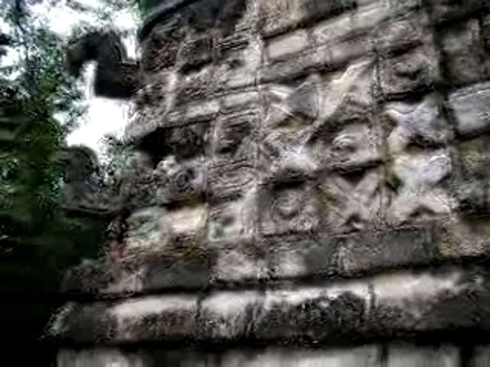 Chichen Itza 4