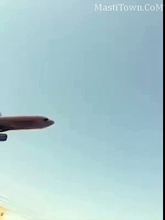 Dil-Dehla-dene-wala-plane-crash-OMG