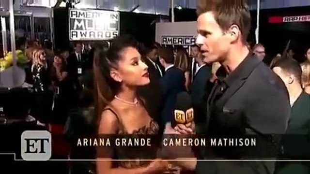 Ariana Grande Talking About Selena Gomez - AMAs 2016