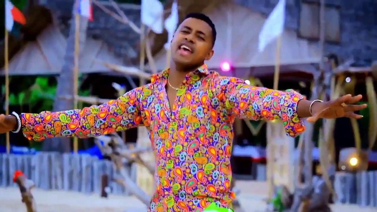 FANDRAMA   -   Bonne année 2017     (Gasy 2016 HD)