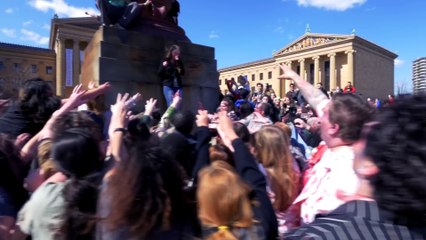 ZOMBIE APOCALYPSE PRANK