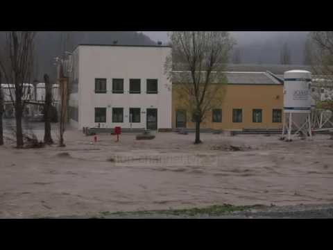 Moti ekstrem në Itali - Top Channel Albania - News - Lajme