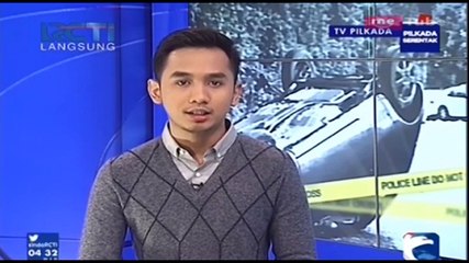 Hilang Kendali, Minibus Hantam Pembatas Jalan