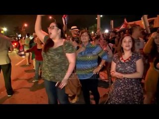 Bota reagon e ndarë Fidel Castron - Top Channel Albania - News - Lajme