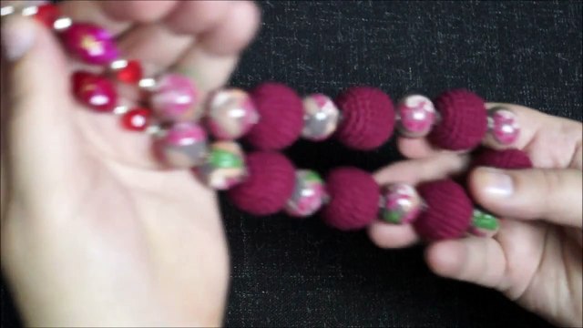 Вязаные бусы Пион