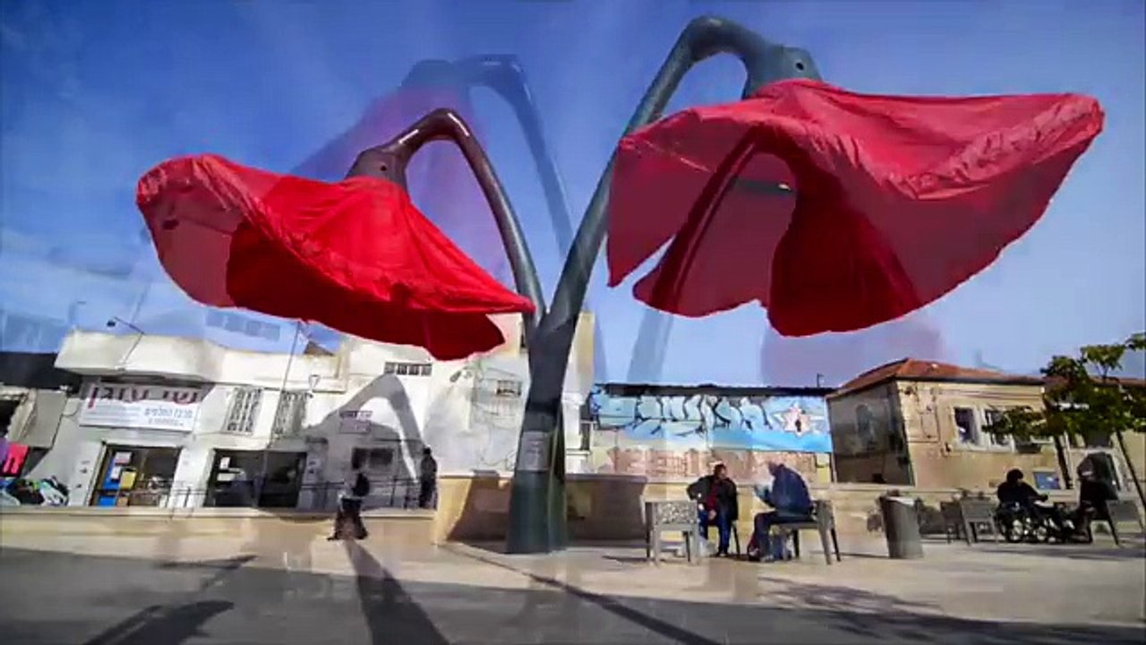 These Giant Flowers Bloom When People Stand Under Them