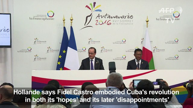 Hollande calls for end to Cuba embargo from francophone summit