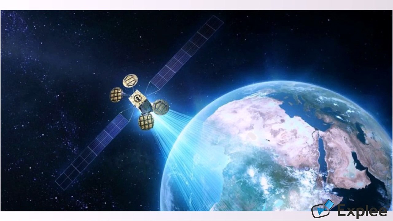 can we see satellite with naked eyes