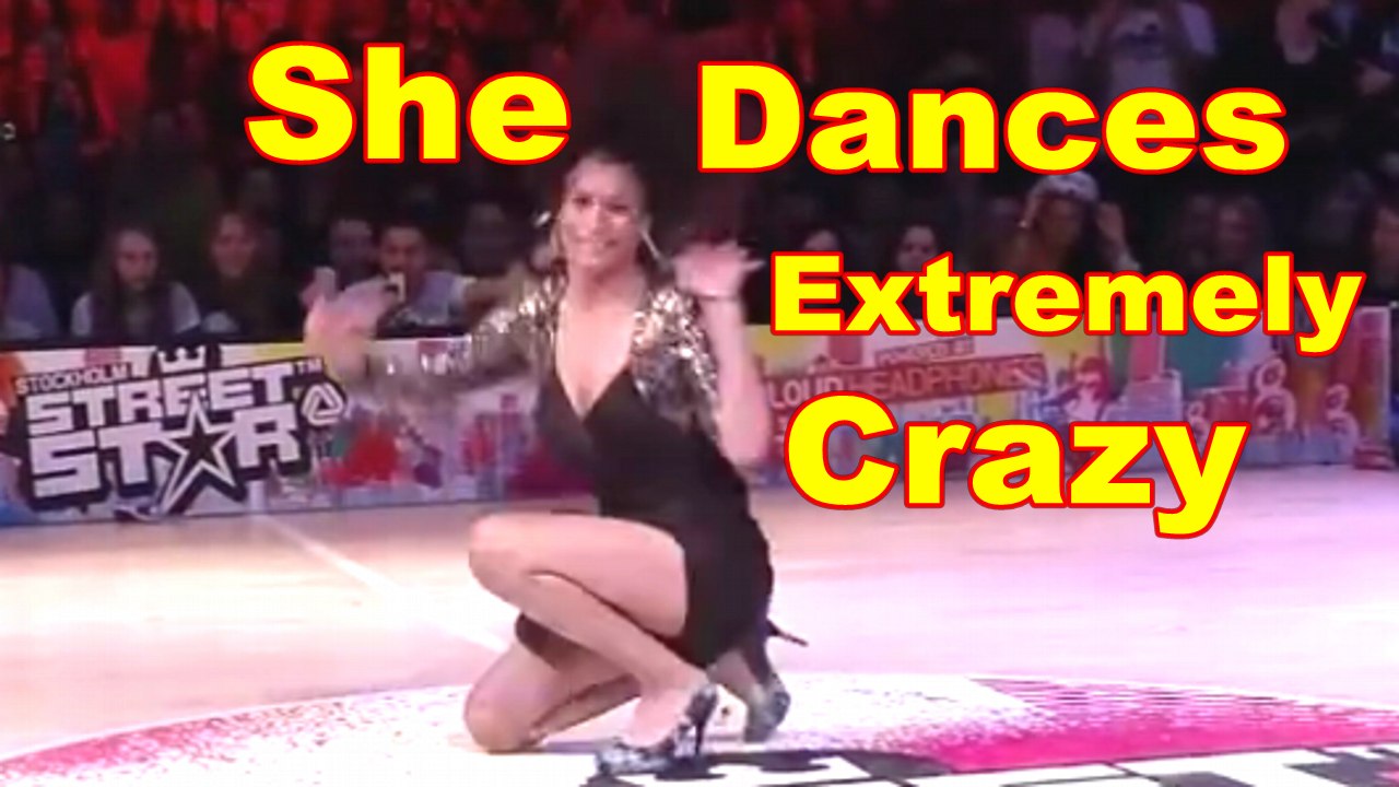 She dances extremely crazy Elle danse extrêmement fou Ella baila muy loca