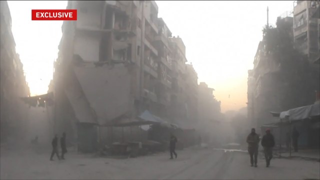 نحو خمسين قتيلا بقصف جوي على حلب