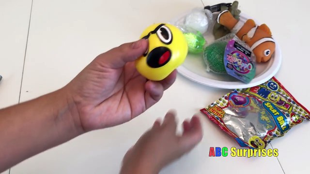 Cutting Open FINDING NEMO Squishy Toy GLITTER Stress Ball Slimey Frog and EMOJI Squishy Bounce Balls-RZ5P-7FPaLI