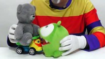 Car Сlown - SPIDER MAN CLOWN  - Teddy Bear vs. Om Nom Fight!-VH-wDJDhbtY