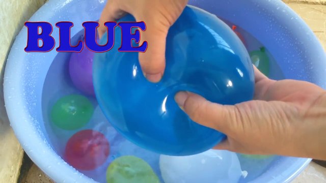 Water Balloons Popping Show - Learning Colors For Kids Children Toddlers with Wet Balloons