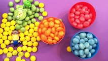 Learn Colors with Bubble Gum Candy and Surprise Toys! Angry Birds, Minions Hello Kitty Gumball!