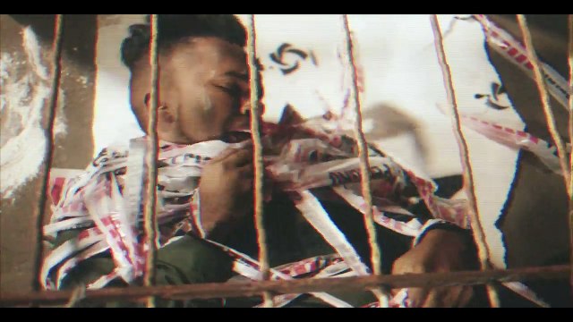 TUS PASOS - REDIMI2 feat ULISES de RESCATE (video oficial)