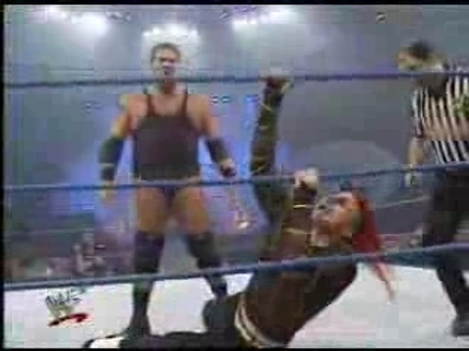 Jeff Hardy vs The Big Show