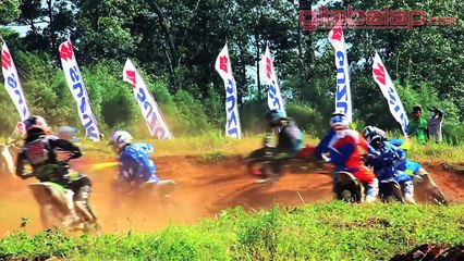 Highlight Final IRC Powertrack Indonesian Grasstrack Championship 2014-tBfP26ifkf4