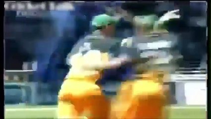 Top 10 Amazing Catches in Cricket History HD