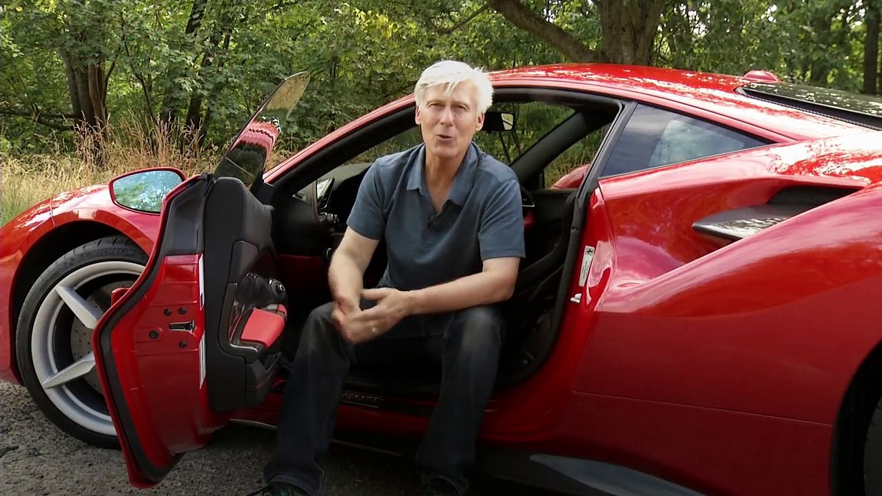 2016 Ferrari 488 GTB Review-MzdwLJEuB5s