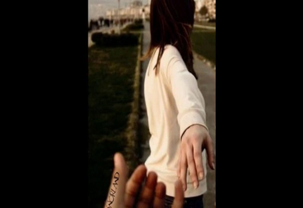 Her neye katlandıysam sana olan sevdamdandır bilesin bu benim kaderim AşKPeReST SeNSiZ