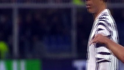 Miralem Pjanic Goal Genoa	3 - 1	Juventus 2016