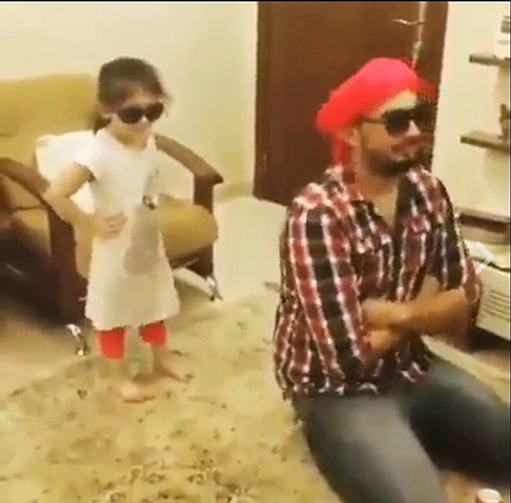 ظالما کوکو کولا پلا دے