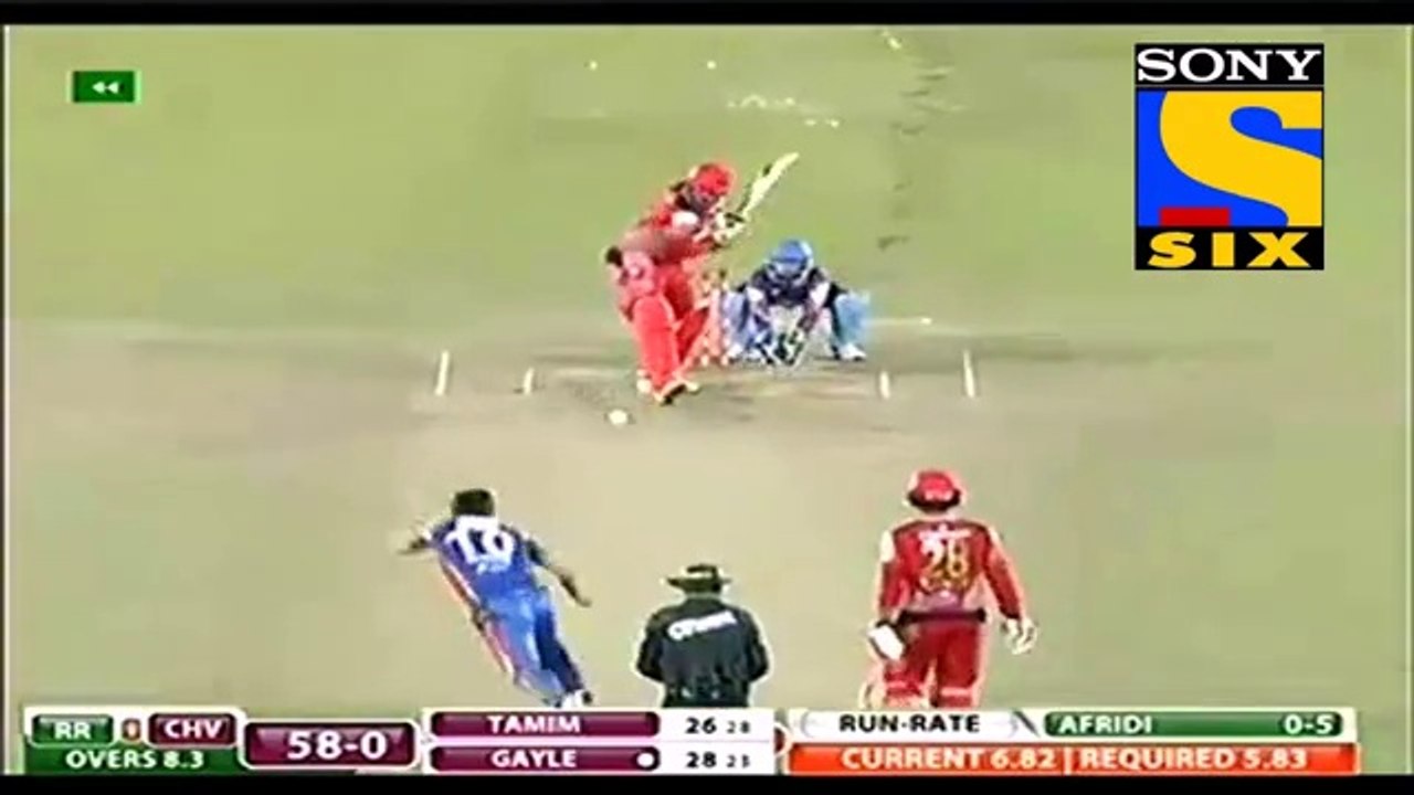Shahid Afridi VS Gayle-Watch afidi's revenge after 2 six's by gayle
