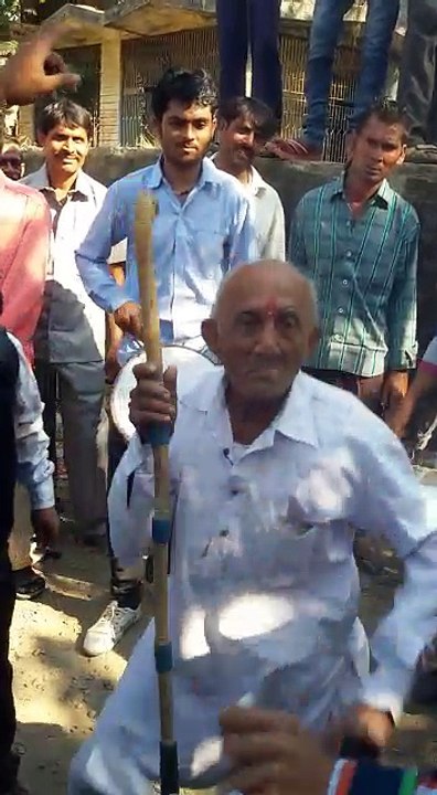 Old man funny dance must watch this video