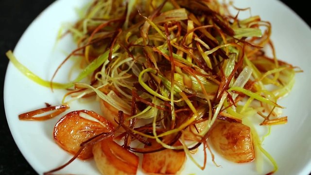 Spicy garlic fried chicken (Kkanpunggi)