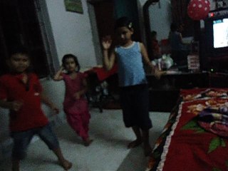 sweet kids dancing.....you will must be like it