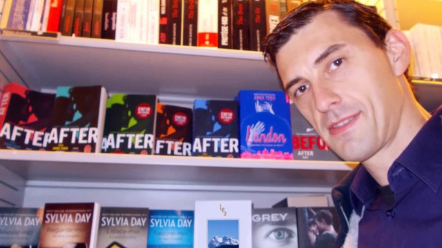 Stéphane Grare, L'Auteur De L'Aube De Ma Jeunesse Et Les Livres