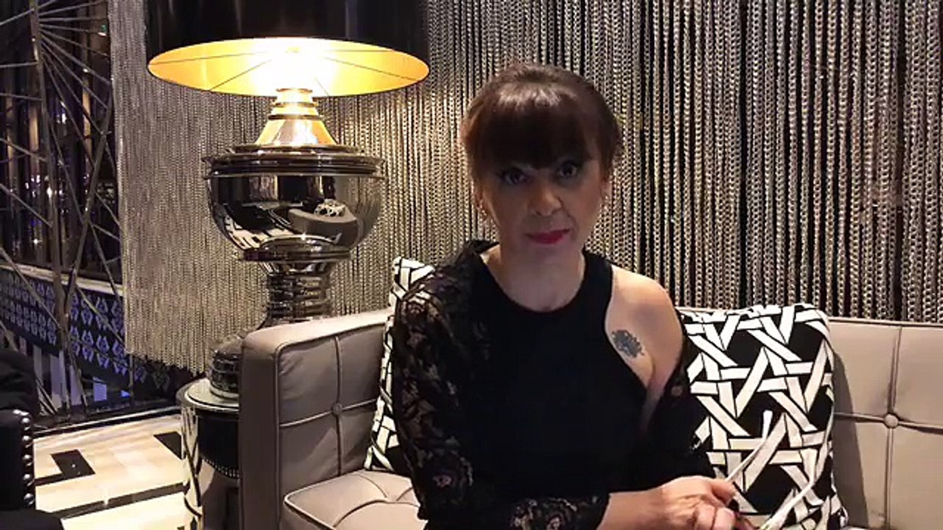 ⁣Част1 Миглена Ангелова онлайн среща с фенове Фейсбук - 27. 11. 2016
