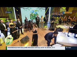 Selen Öztürk-Sinan Tuzcu Ey Özgürlük Umut Yeşerten Şarkılar