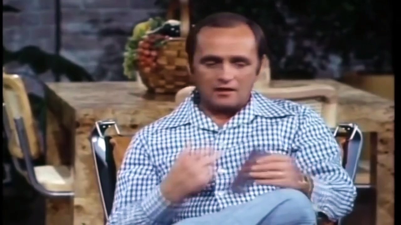 The Bob Newhart Show S6EP5 Carlins New Suit