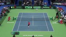 Superbe lob entre les jambes de Del Potro vs Cilic | Finale Coupe Davis