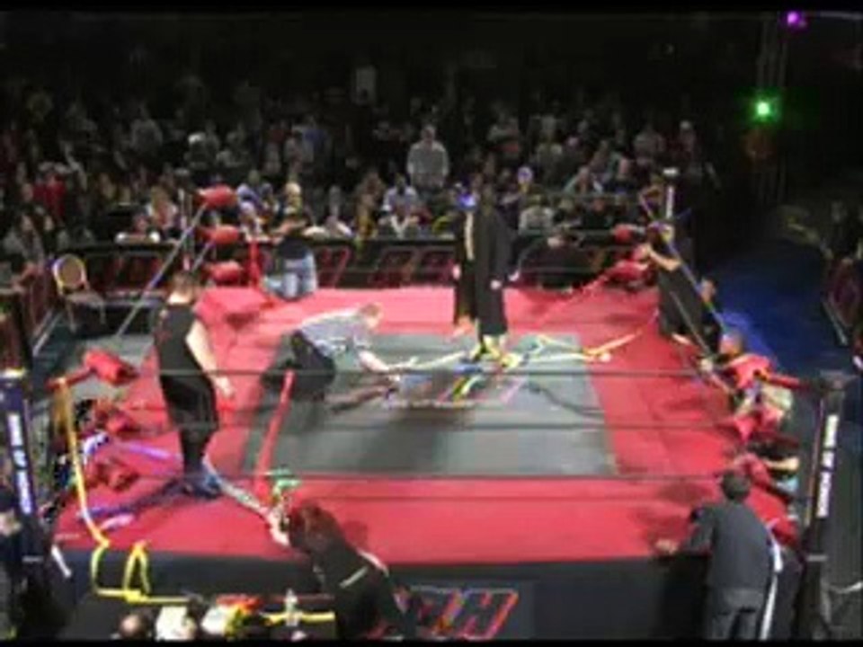 El Generico vs Kevin Steen