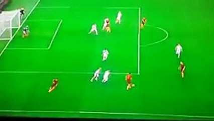 Edin Dzeko Amazing Goal 2-0 Roma vs Pescara