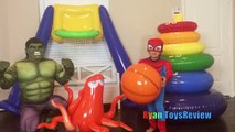 Giant Inflatable Toys Spiderman vs The Hulk IRL Ring Toss Basketball game challenge Egg Surprise Toy