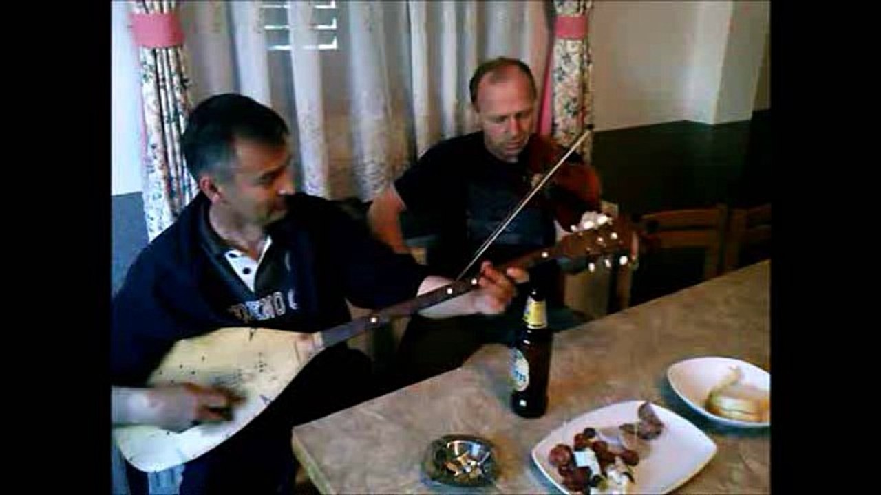 Custic Zoran I Novic Slobodan  IZVORNO KOLO