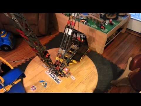 Homemade Crane Successfully Lifts 3-Year-Old Boy