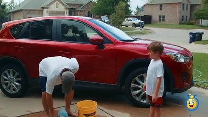 Water Balloons Fight & Egg Surprise Toys Opening While Washing Spiderman's Car In Fun Kids Video