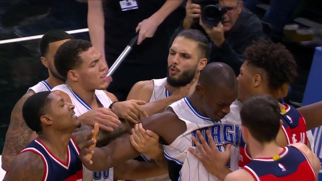 Bradley Beal prend 15 000 dollars d'amende pour avoir essayé d'étrangler Evan Fournier