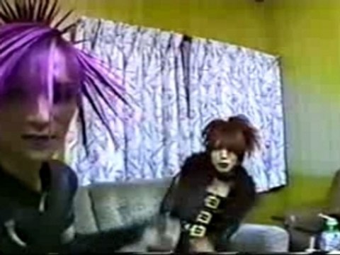 Dir en Grey - Kaoru and Shinya being Weird