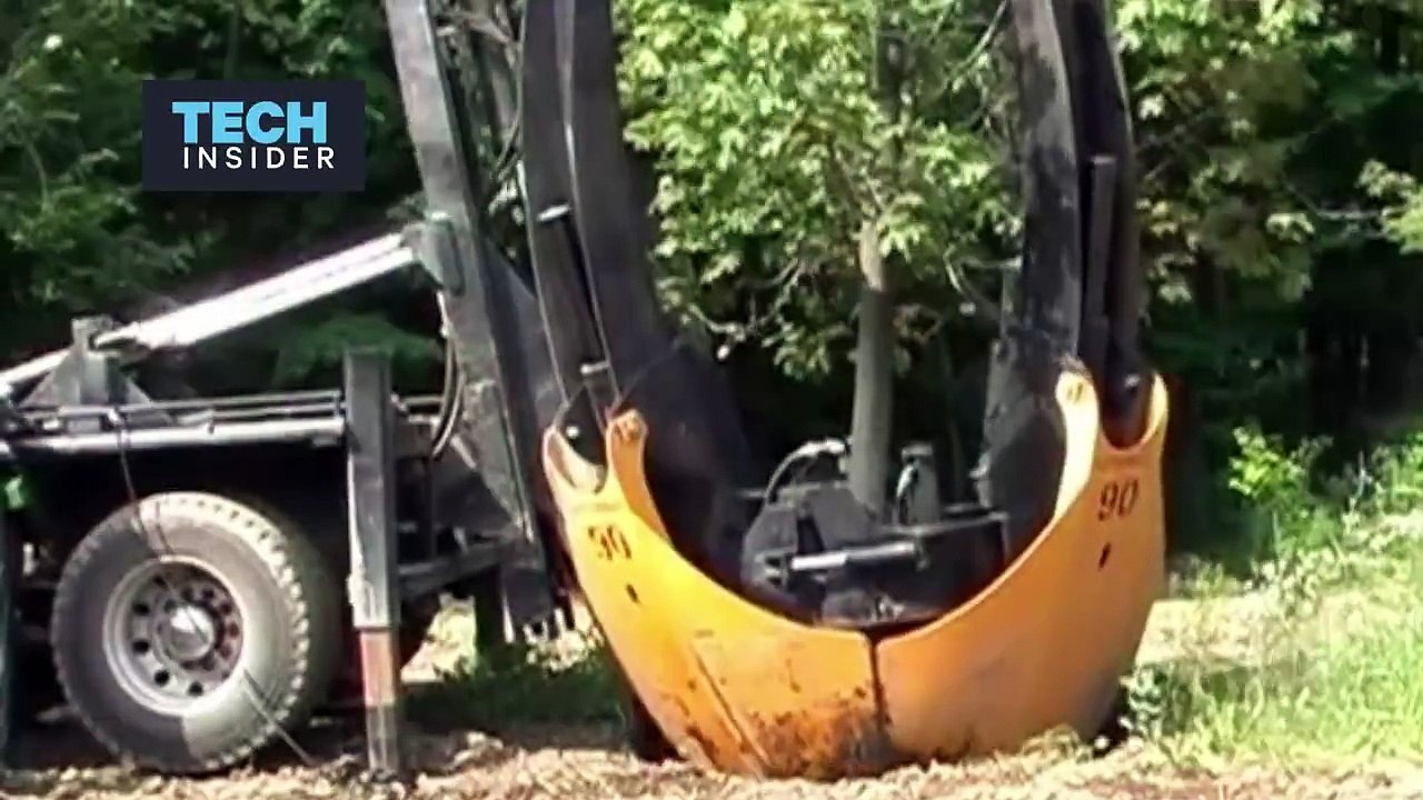 Ağacı Kesmeden Başka Yere Taşıyan Makine