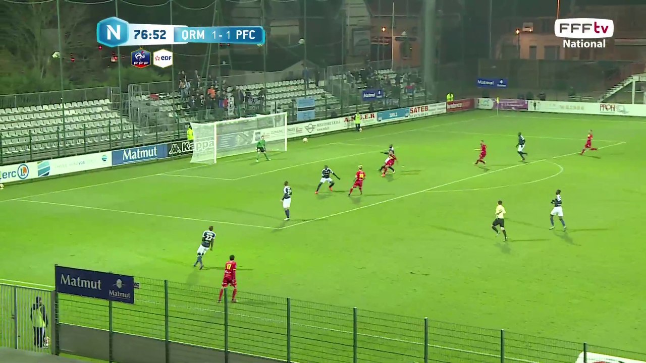 Centre de Vignaud qui trouve Basque, mais sa frappe est contrée