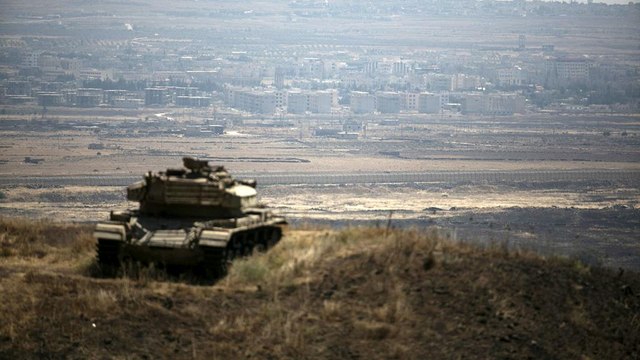 Israele: nuovi raid aerei sulle alture del Golan dopo il primo attacco dell'Isil