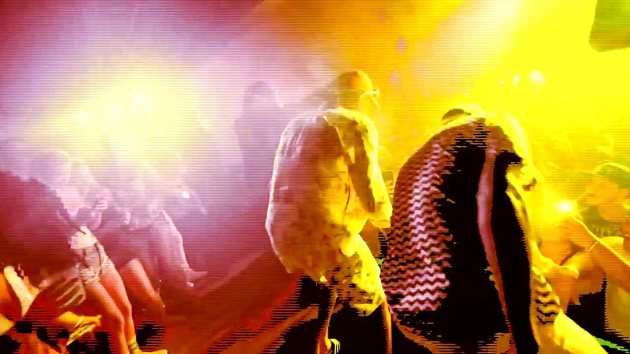 Wiz Khalifa - MisMatch (Music Video)