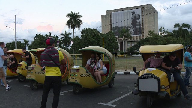 Les Cubains prêts pour une vague d'hommages à Fidel Castro