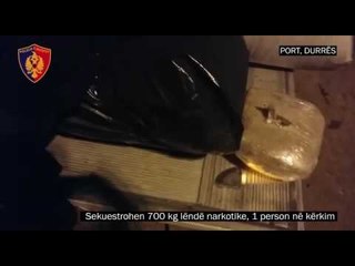 Report TV - Skanimi zbulon 700 kg drogë shoferi i lirë, në kërkim pronari