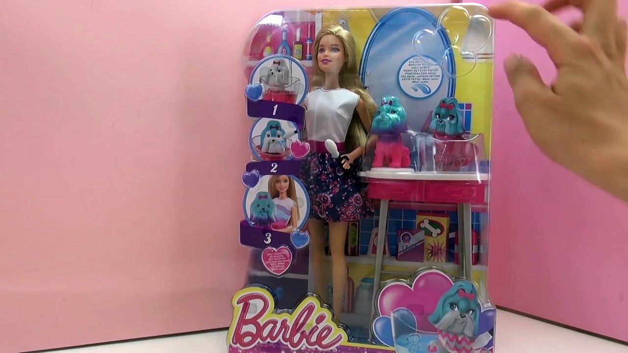 Salon pour les animaux  Barbie – Petits chiens multicolores - Barbie en français
